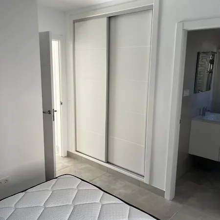Piso Alma 1b * Фуэнхирола